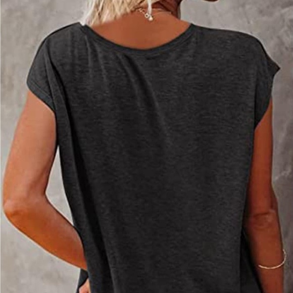 Black Heart Print Women's Top (020) - Picture 2 of 3